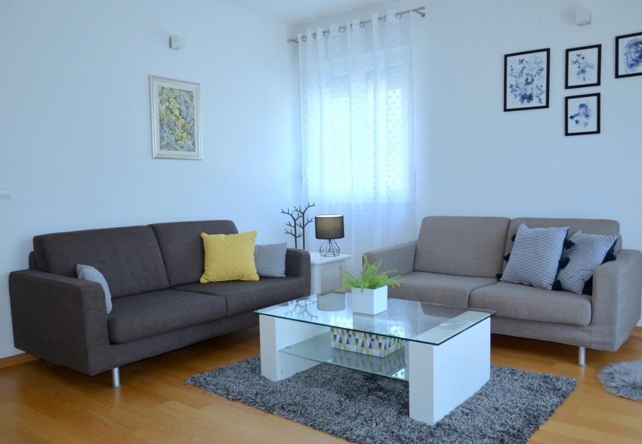Kaštela Iris Beach Apartments מראה חיצוני תמונה