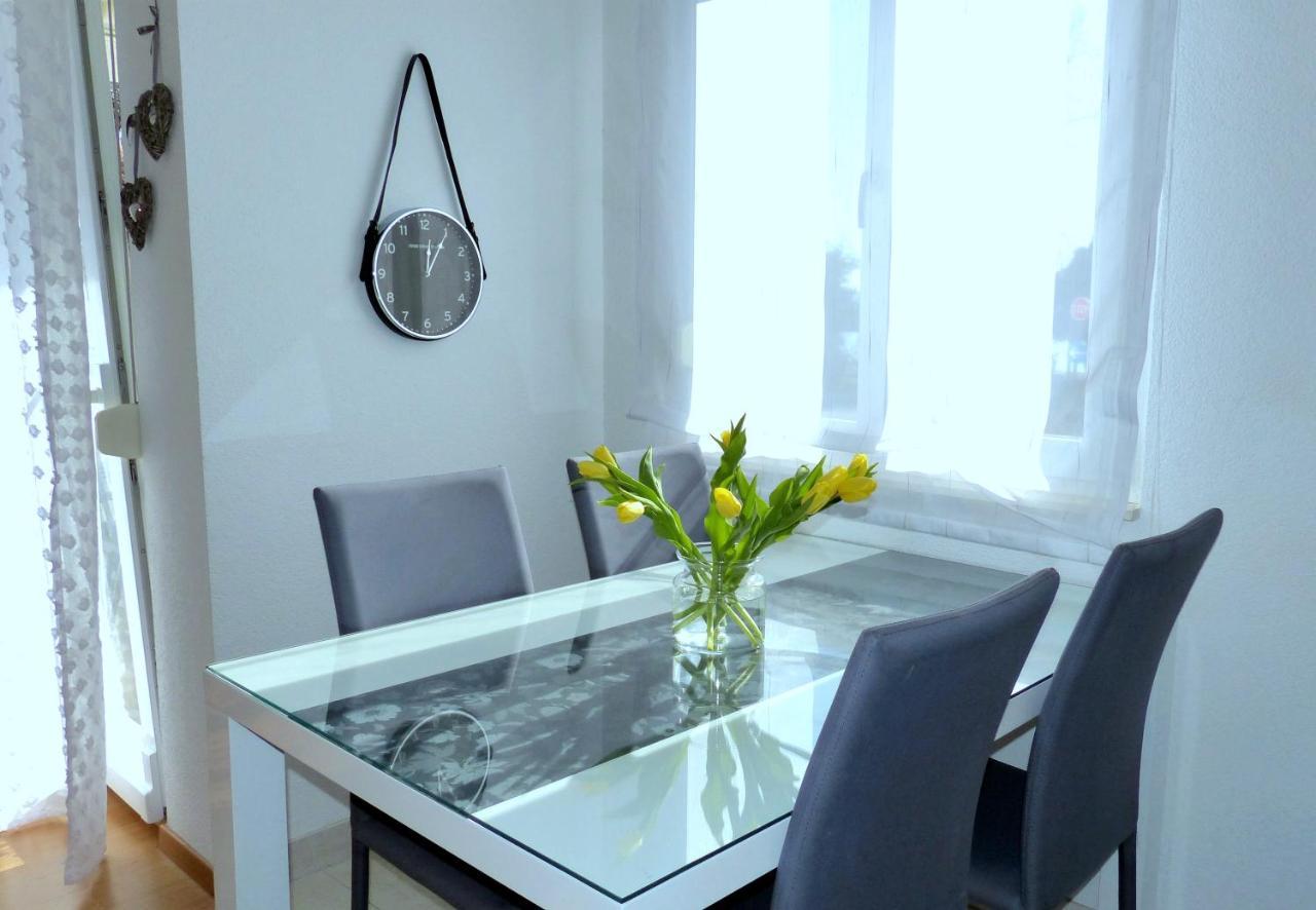 Kaštela Iris Beach Apartments מראה חיצוני תמונה