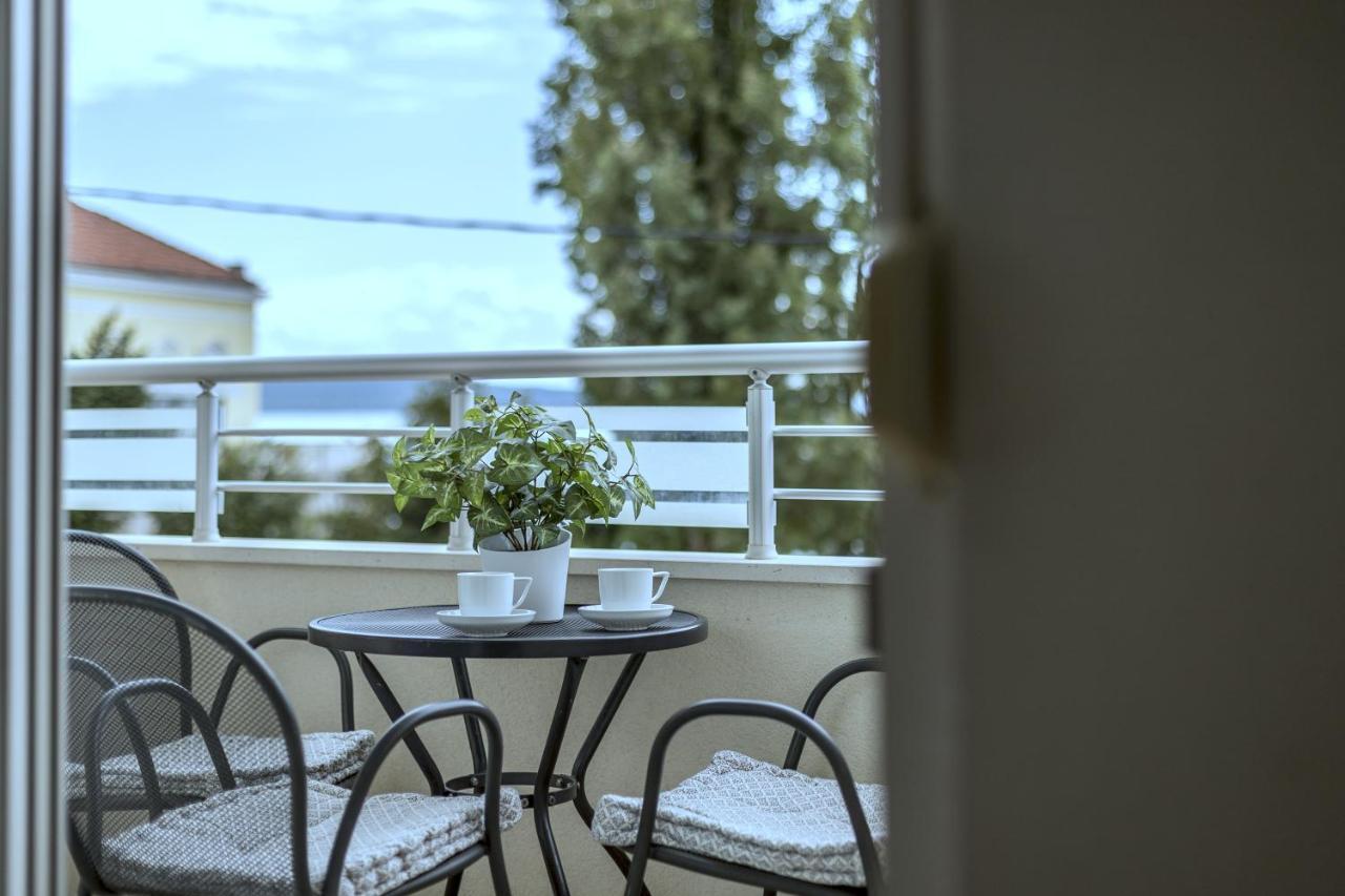 Kaštela Iris Beach Apartments מראה חיצוני תמונה