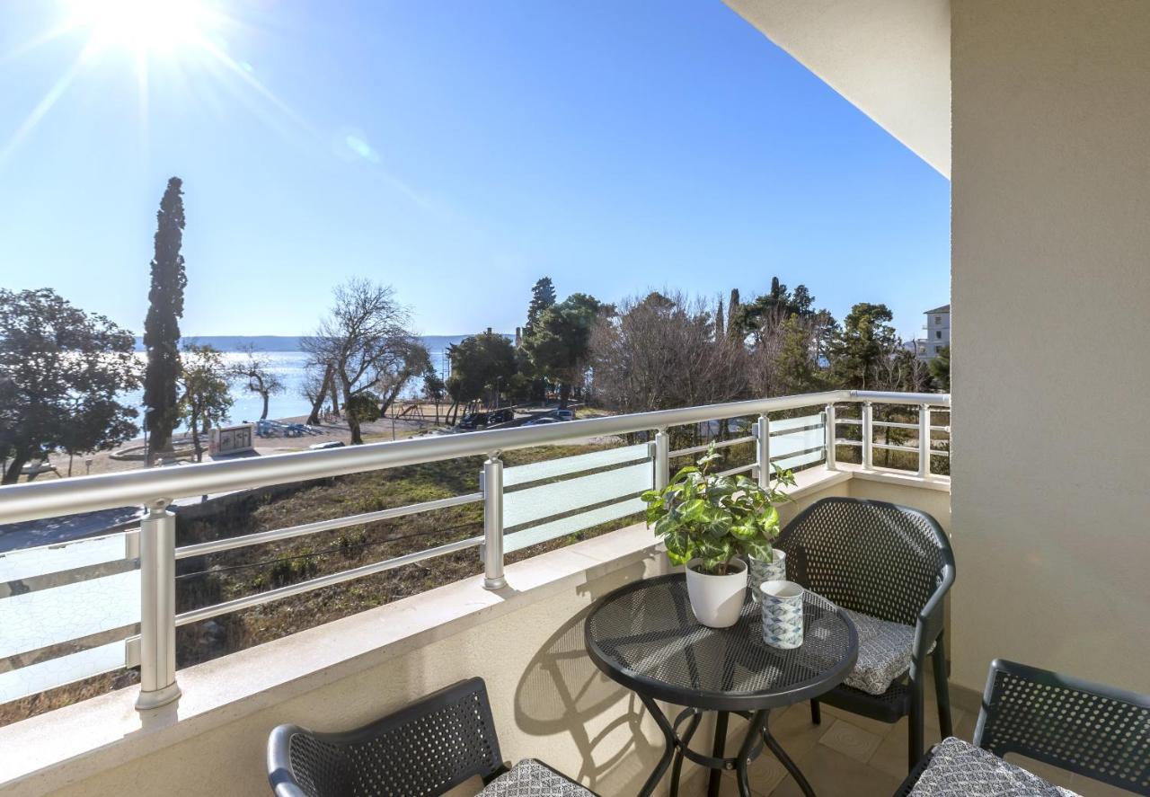 Kaštela Iris Beach Apartments מראה חיצוני תמונה